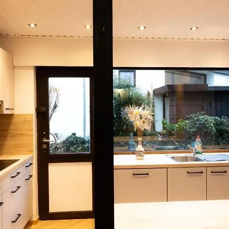 Maison Modernisee Au Caractere 70ies 에르스탈